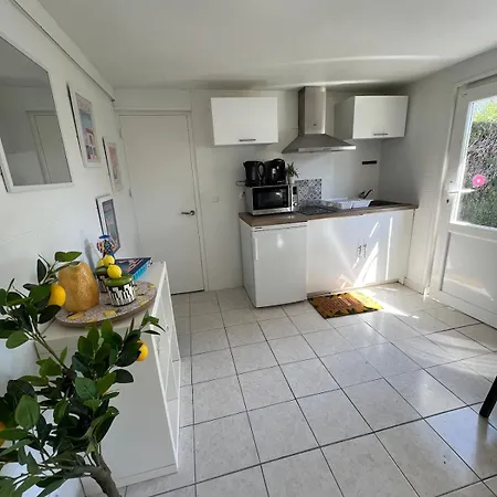 Chalet Le *